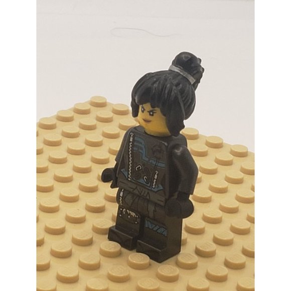 LEGO | Ninjago Minifigure Nya w/ Hair Hunted  (2018) C0501 - Picture 2 of 10